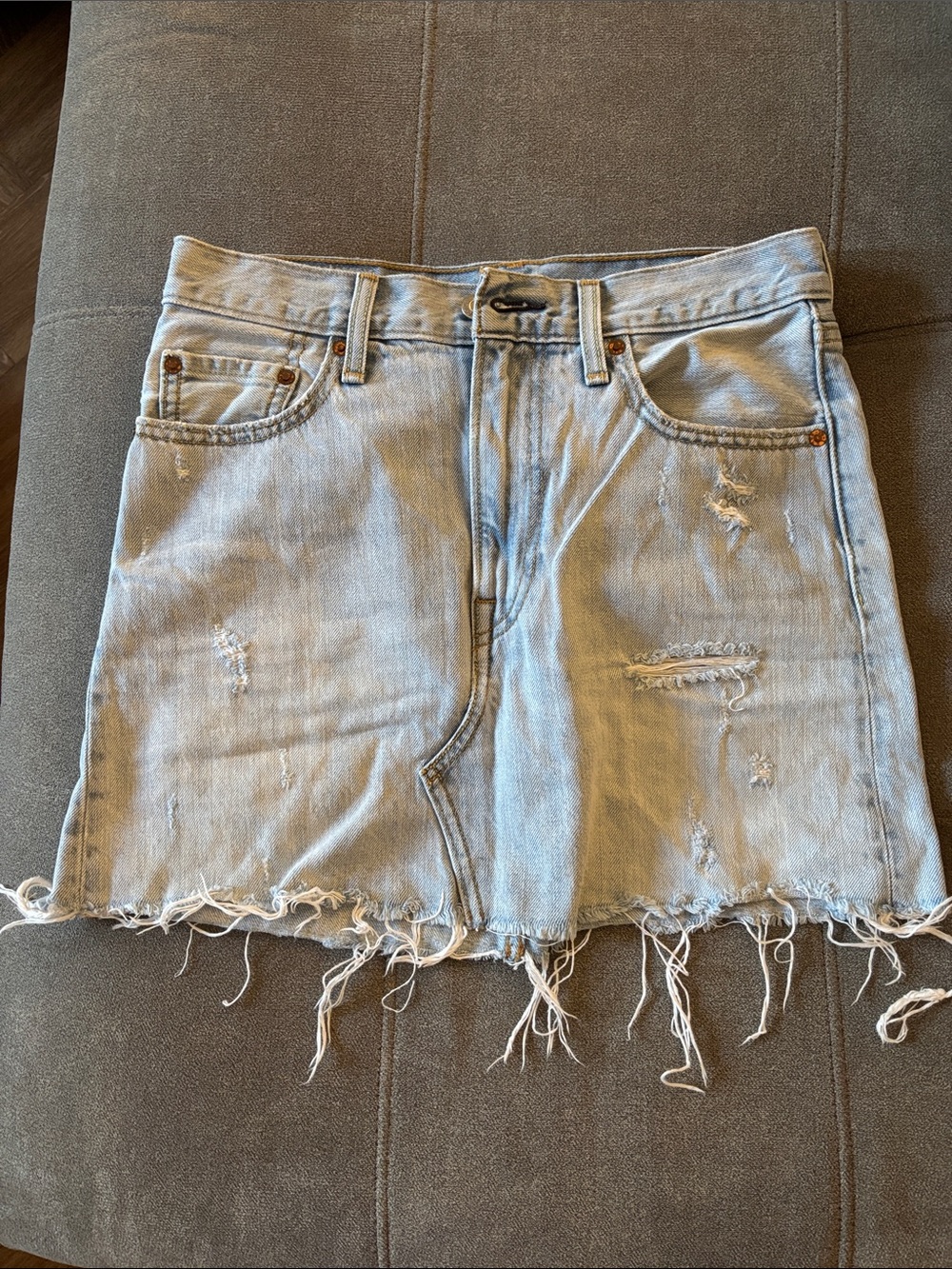 Levi’s light denim skirt